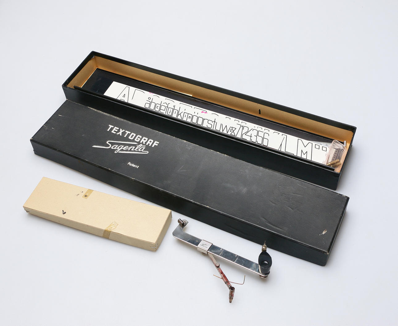TEXTOGRAF, Sagenta, 1900-tal.