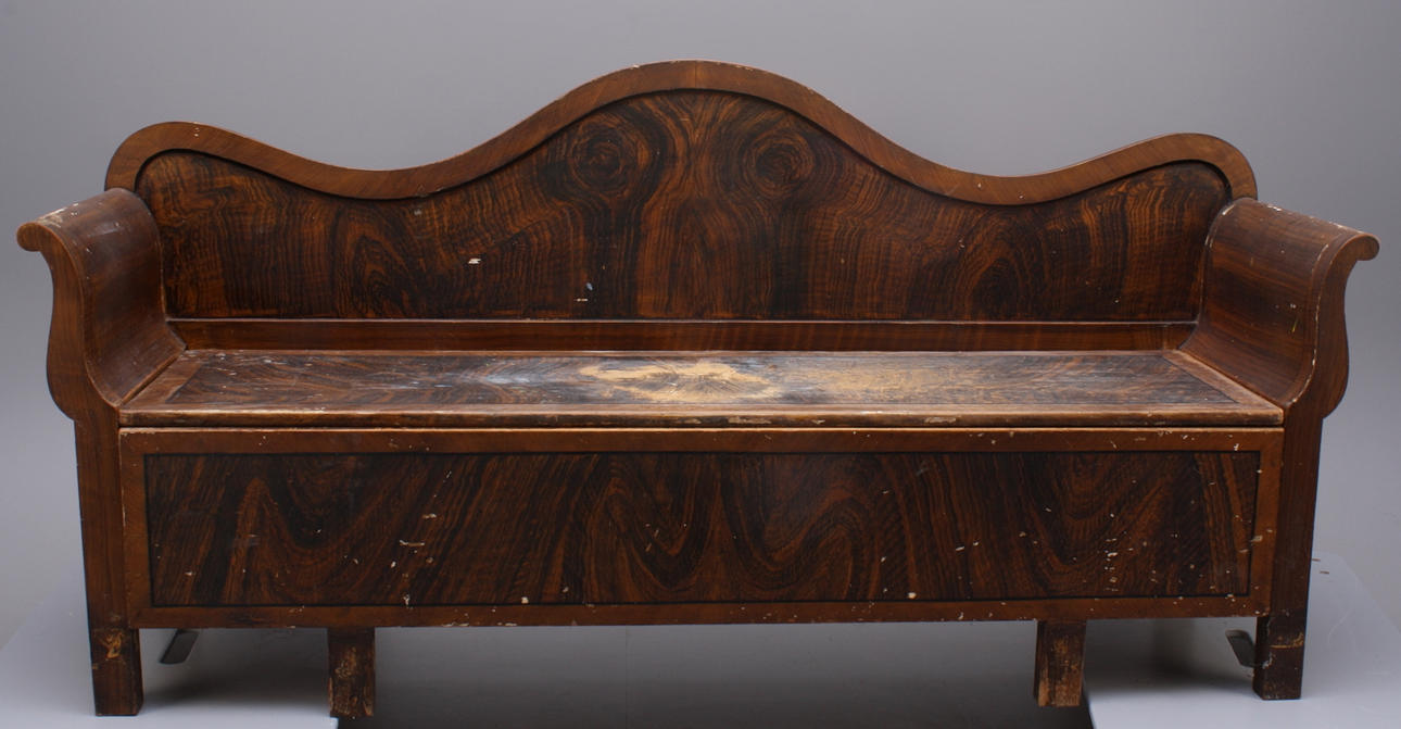 KÖKSSOFFA, ådringsmålad, 1800-tal.