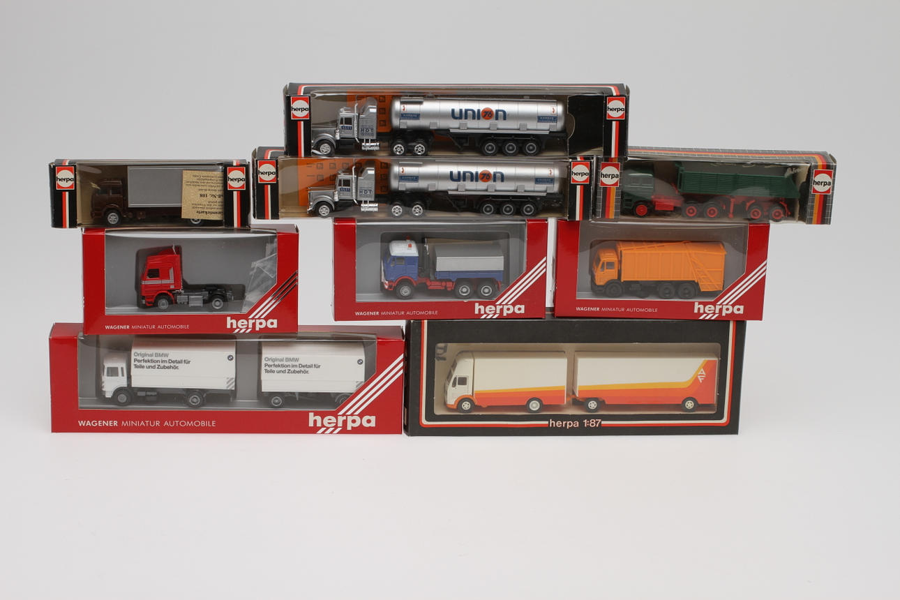 MODELLFORDON HERPA 9 stycken i ORIGINALKARTONGER.