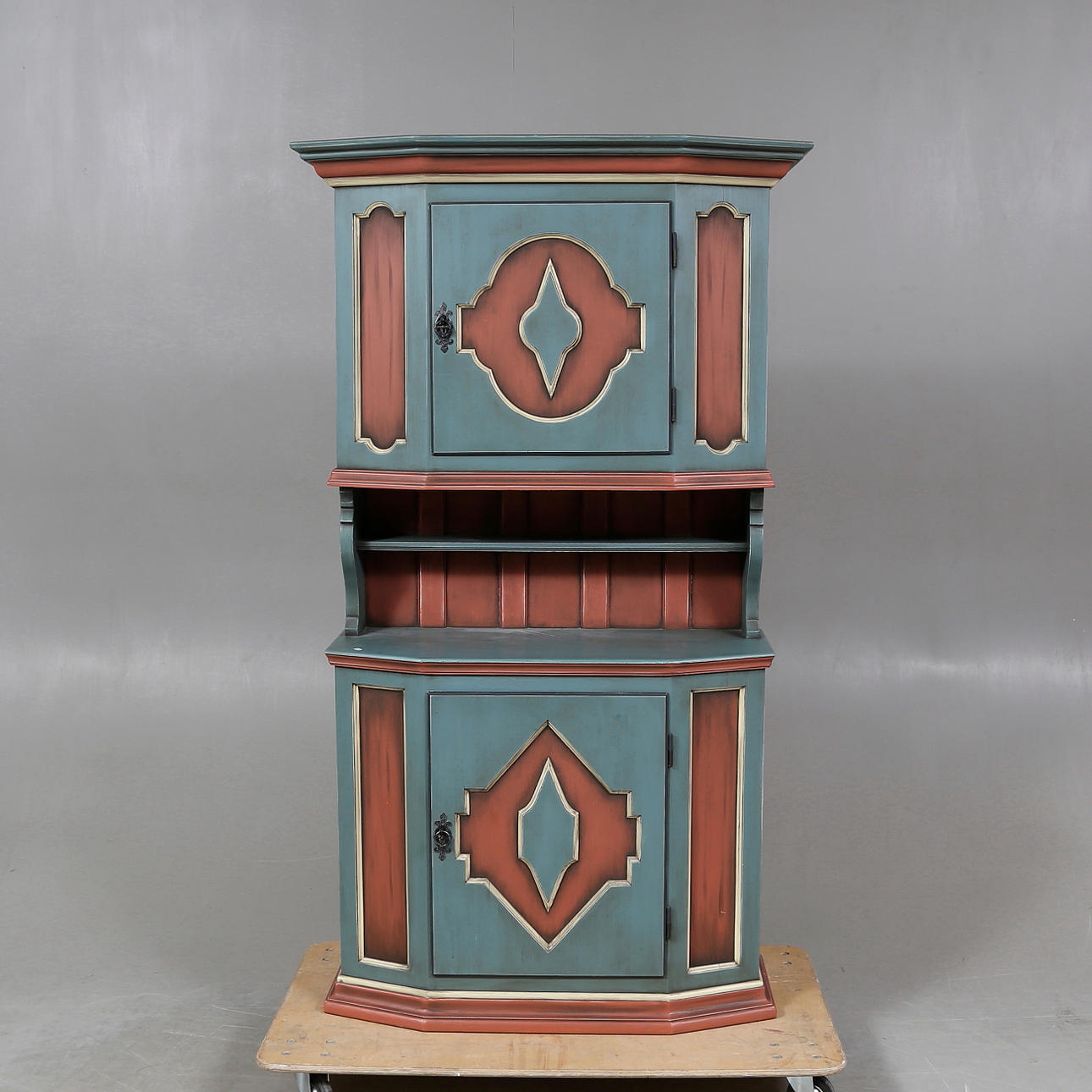 SKÅP, Krogenäs möbler, Norge.