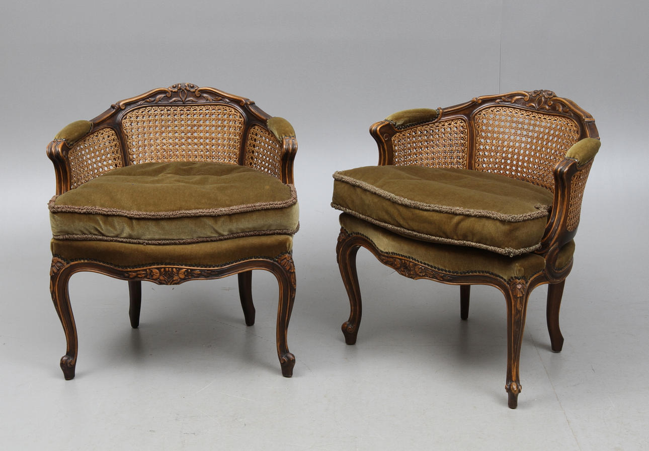 FÅTÖLJER, ett par, Chippendale stil, 1900-talets första hälft.