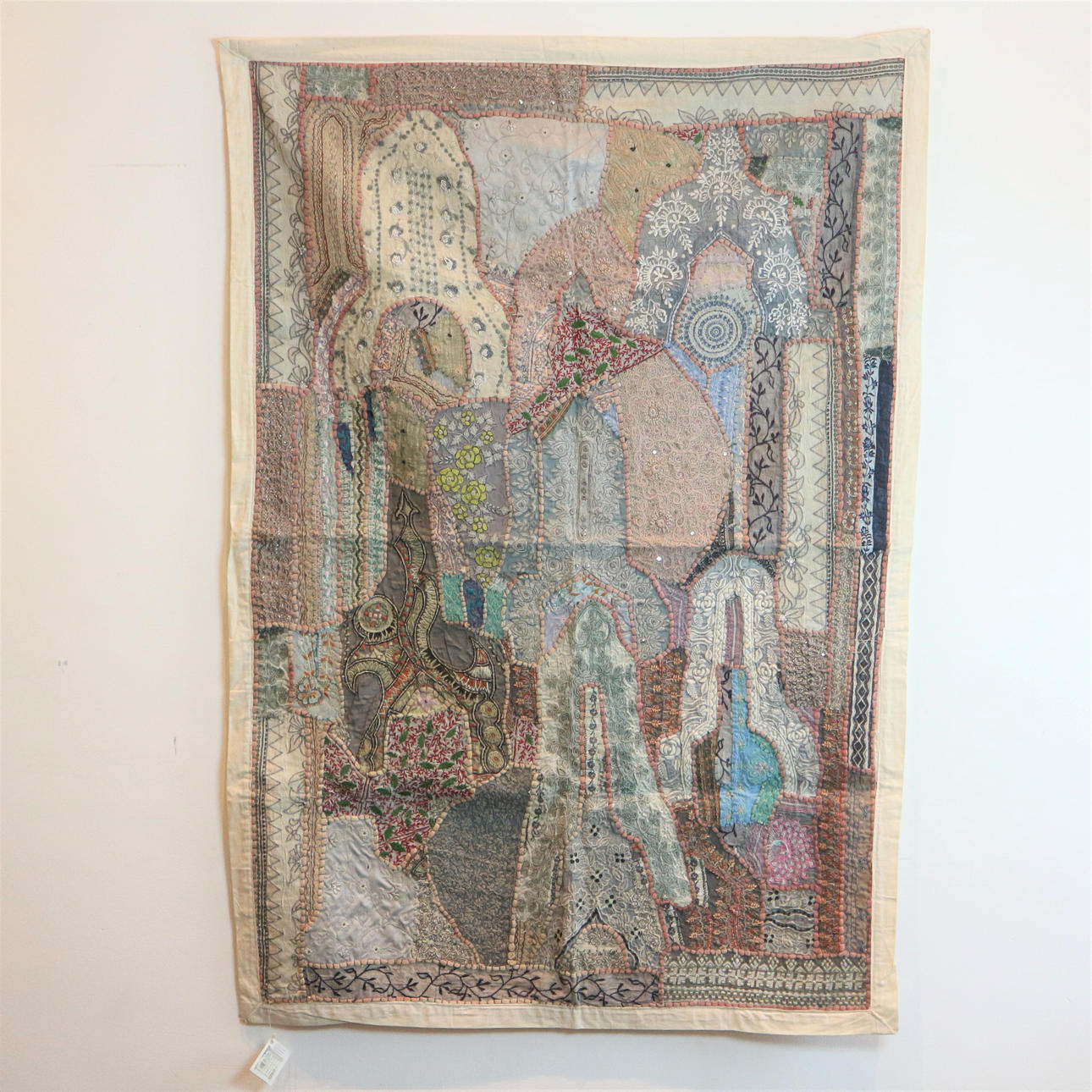 COLGANTE DE PARED ASIA PATCHWORK.