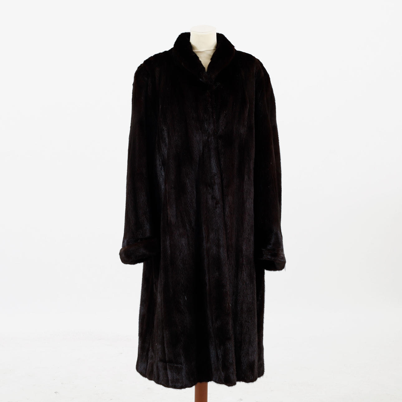 MINK FUR, Saga mink.