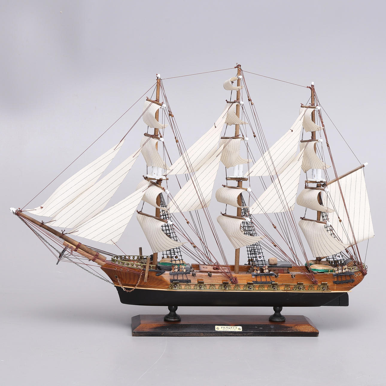 SCHIFFSMODELL "Fregata Siglo XVIII".