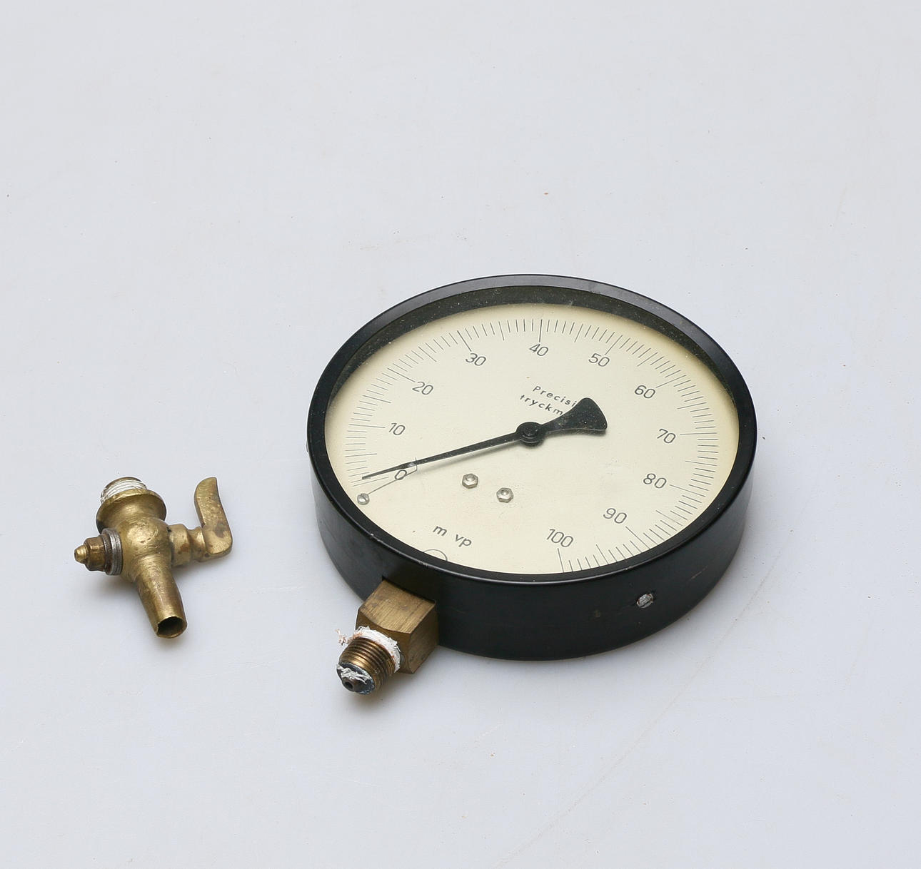 PRESSURE GAUGE, "Precision pressure gauge", AKM.