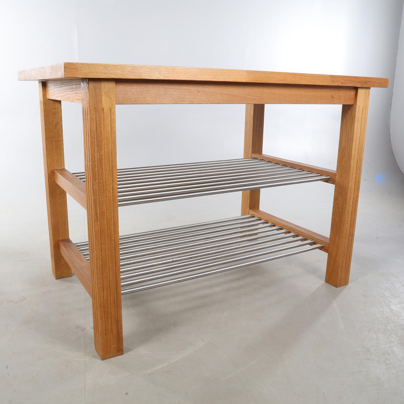 KÖKSÖ/ARBETSBÄNK, ek samt metall.