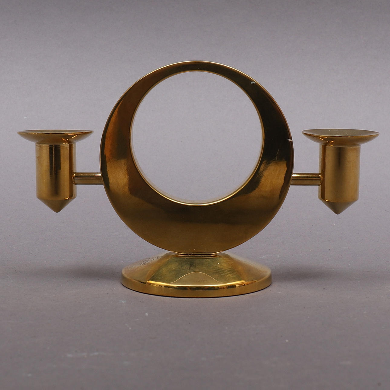 LJUSSTAKE, mässing, Arthut Pe, Kolbäck.