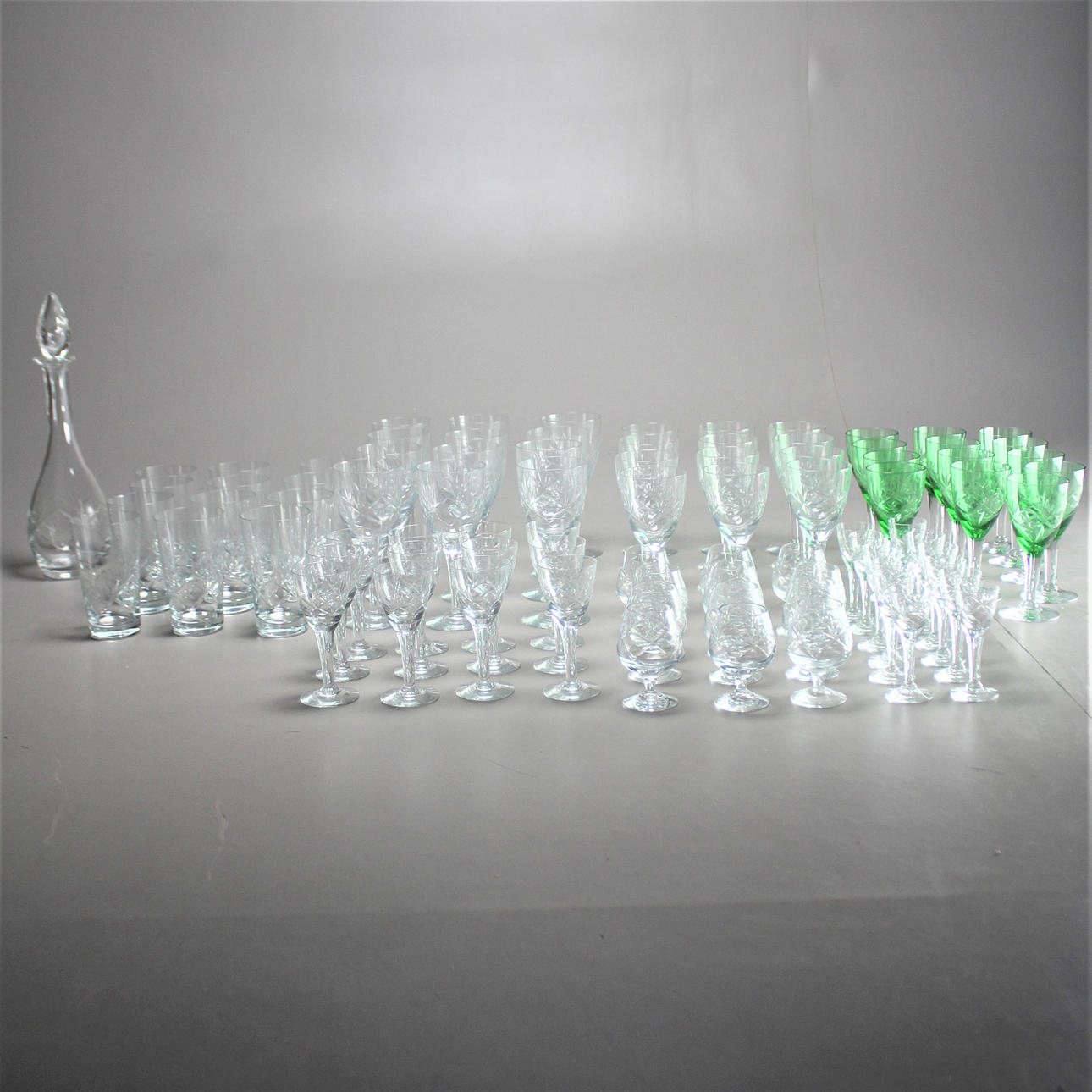 GLASSERVIS 86 delar troligtvis Holmegaard.