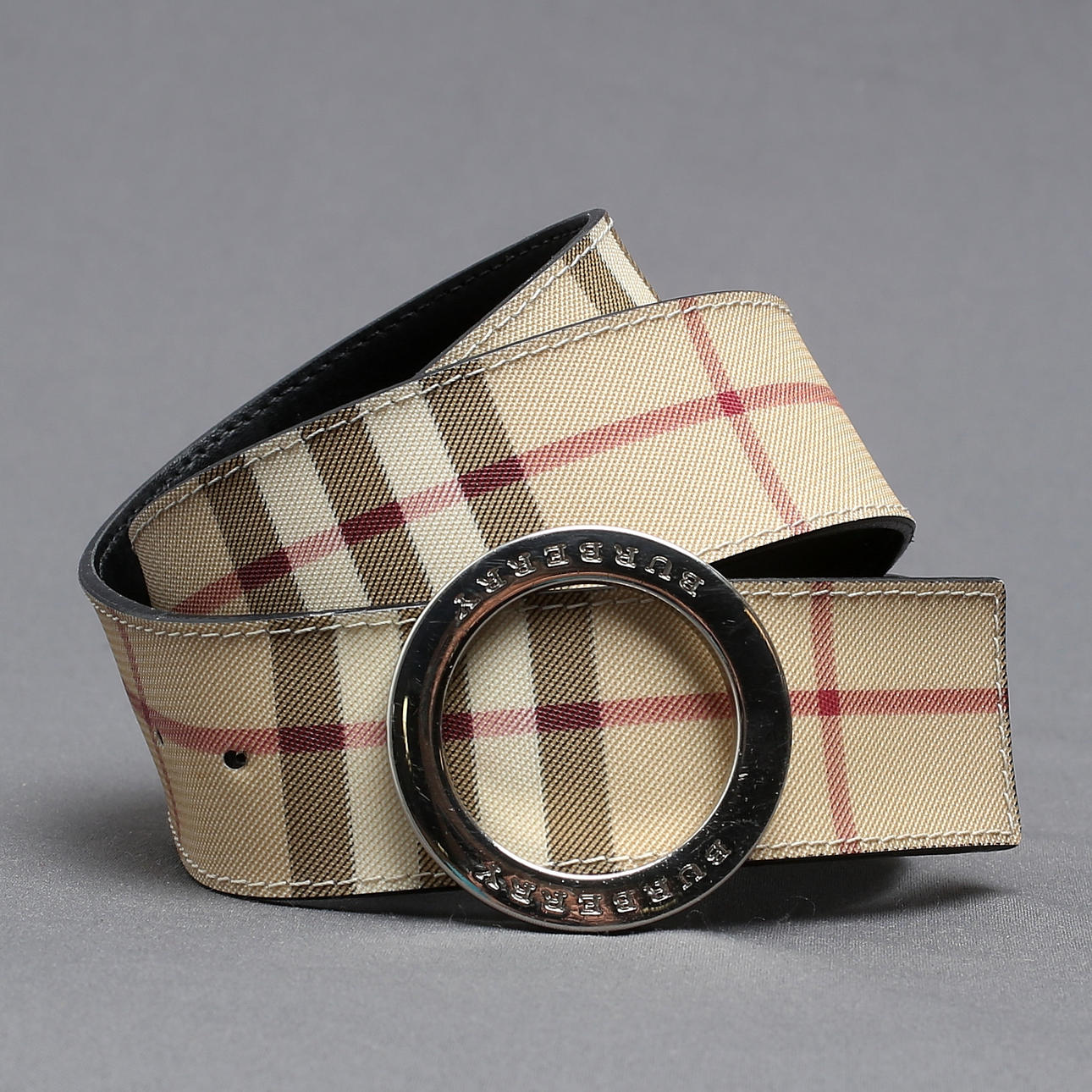 BURBERRY. Sharp, England.