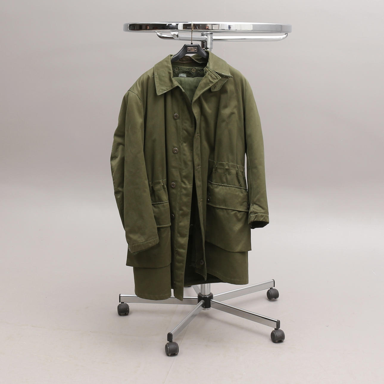 Militærtøj, 2 dele, 20. århundrede.