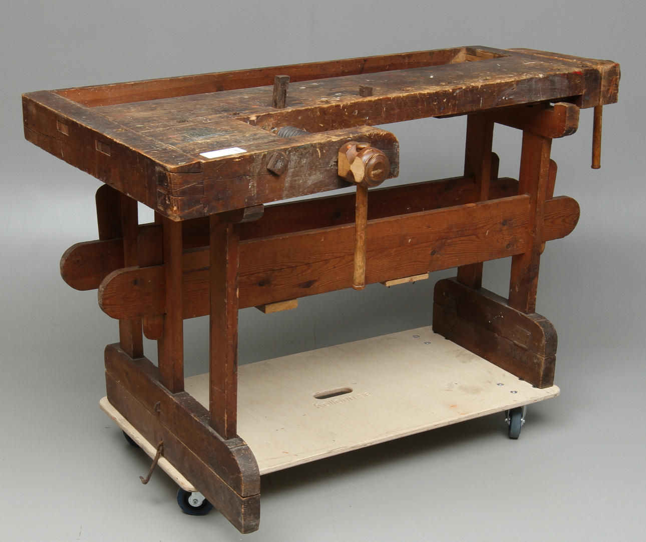 SNICKARBÄNK/HYVELBÄNK, trä, 1900-tal.