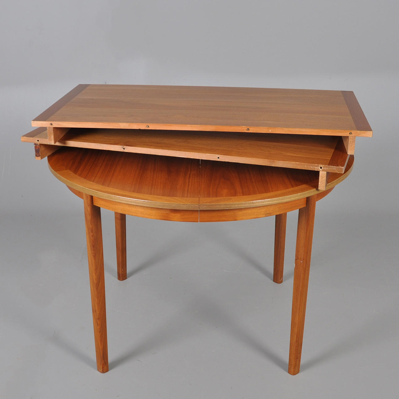 BORD, betsad ek, 60-tal.