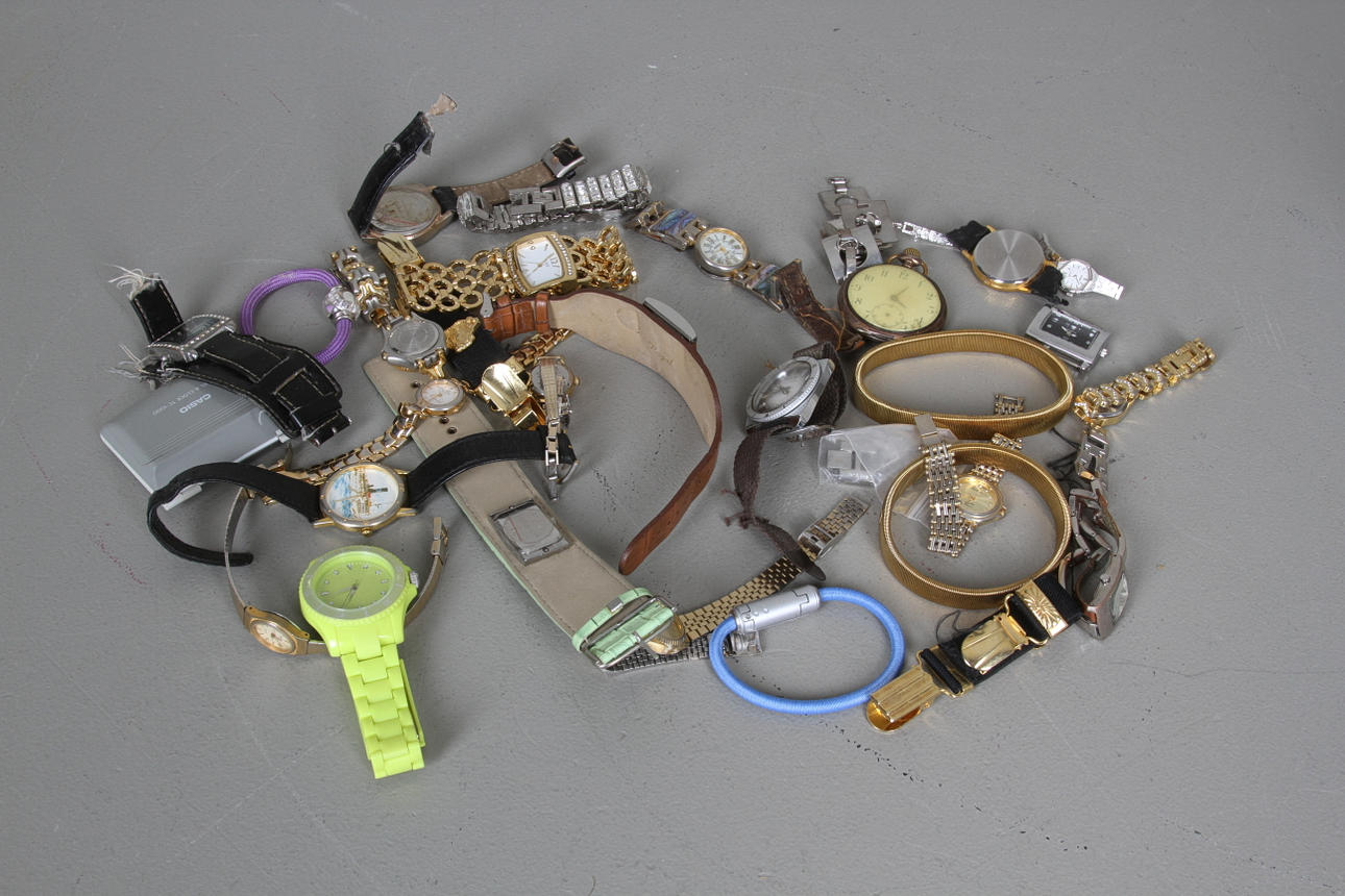 ARMBANDSUR, 1900/2000-tal.