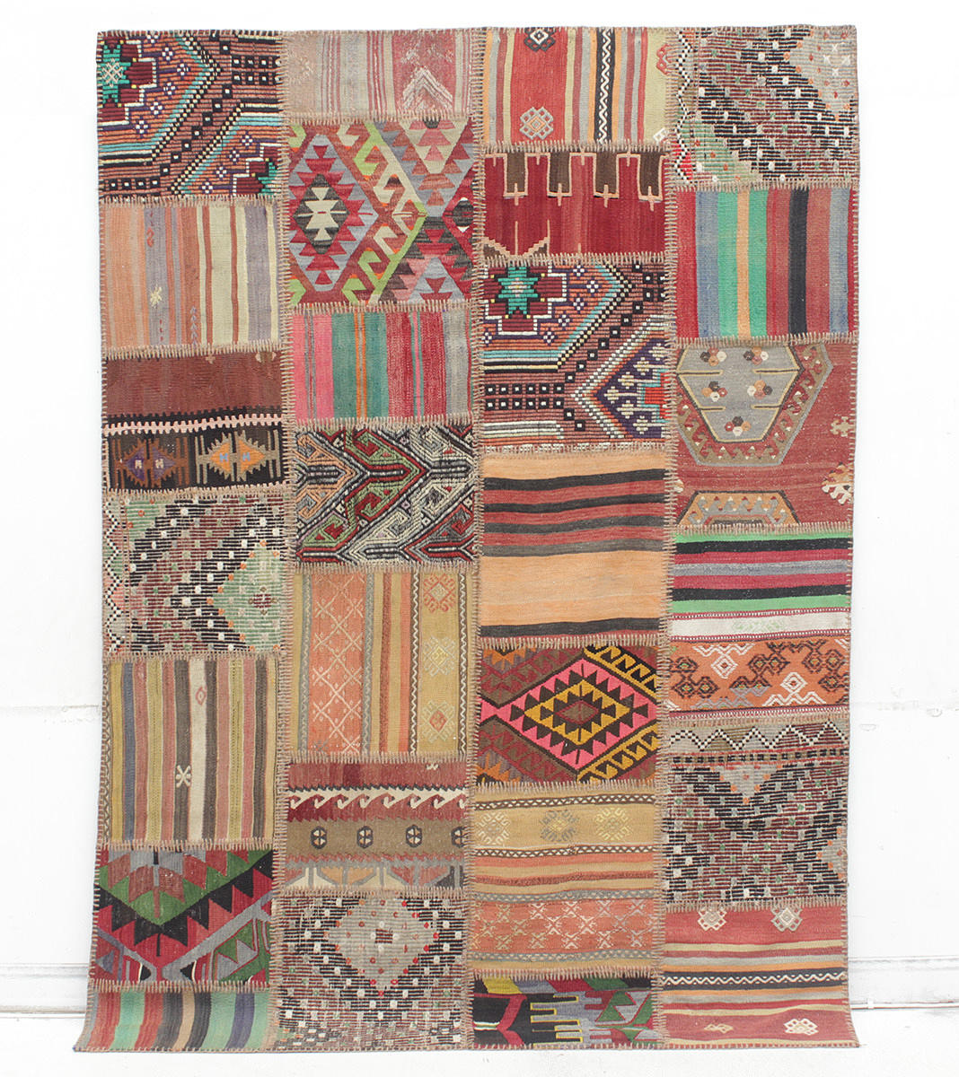 MATTA, Patchwork, 242 x 171 cm.