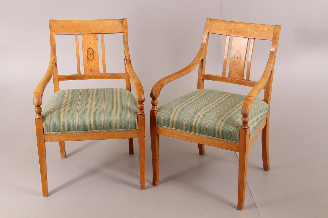 KARMSTOLAR, ett par, Karl Johanstil.