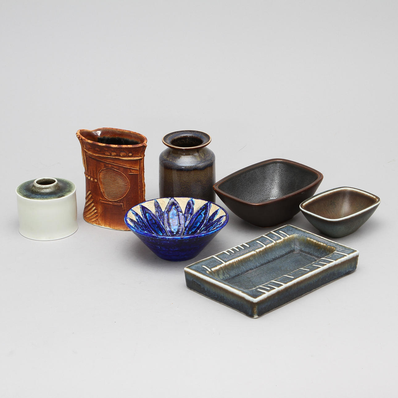 PARTI KERAMIK, 7 delar, Rörstrand.