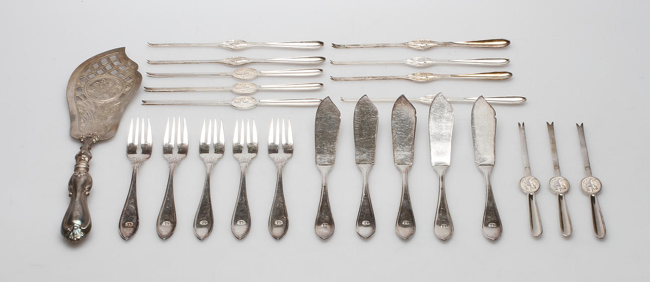 FISK/SKALDJURSBESTICK, 23 delar, nysilver.
