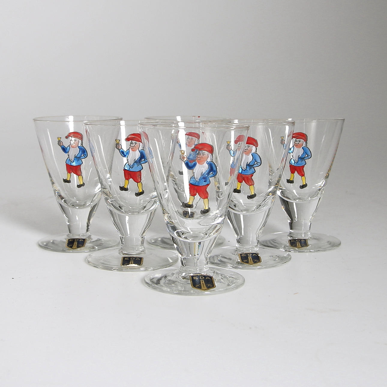 SNAPSGLAS, 6 st, Eda. 1900-talets första hälft.