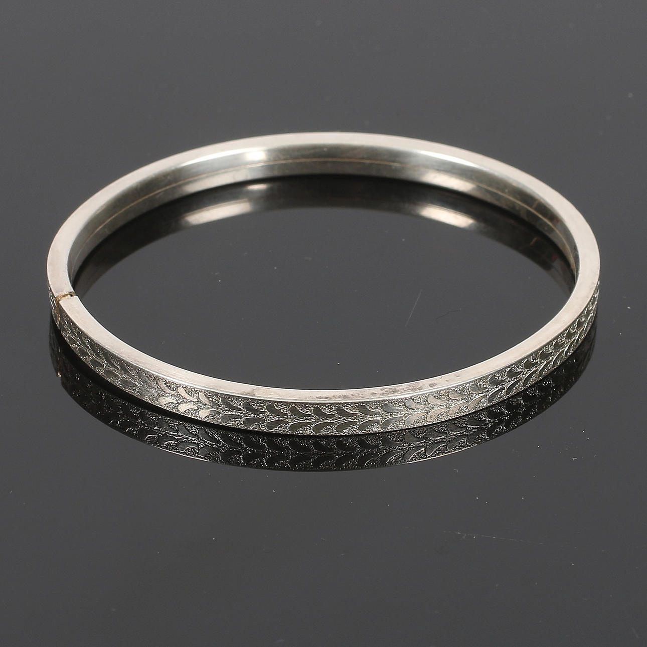 (821) ARMBÅND, sølv, Tyskland 1990'erne.