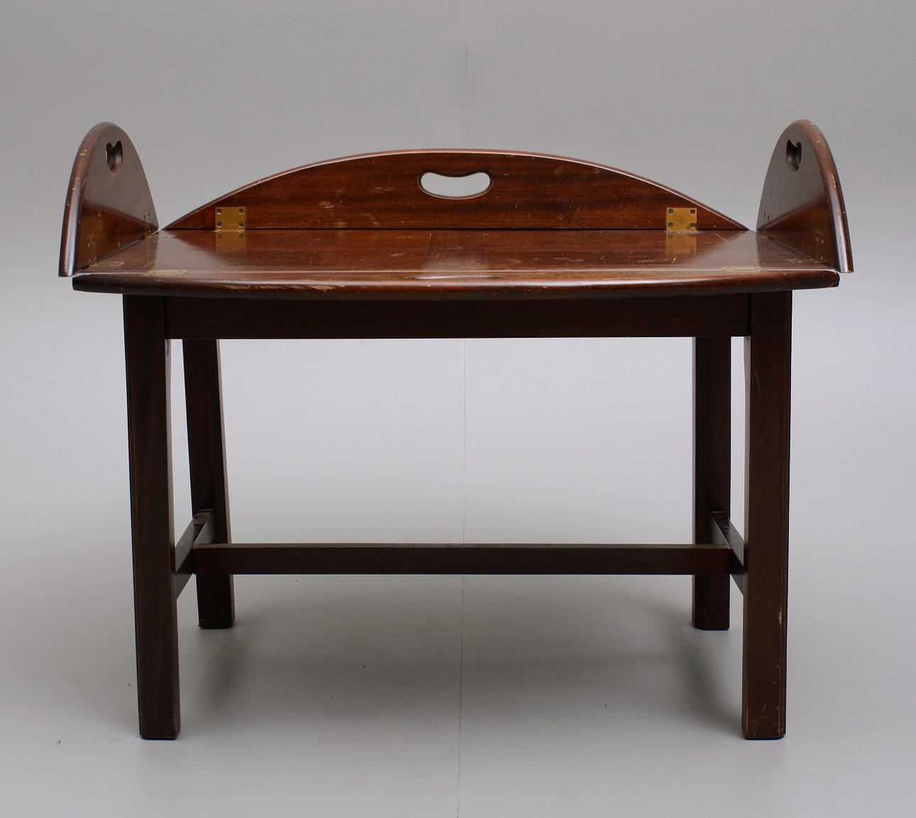 BRICKBORD, mahogny, "BUTLERS TRAY".