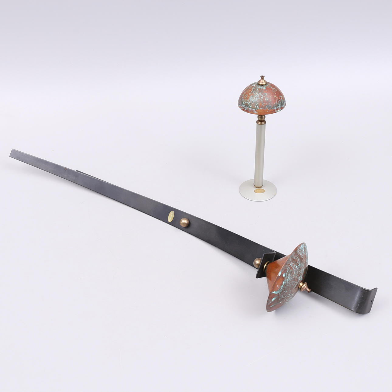 OLJELAMPOR, 2 st, Two Faces.