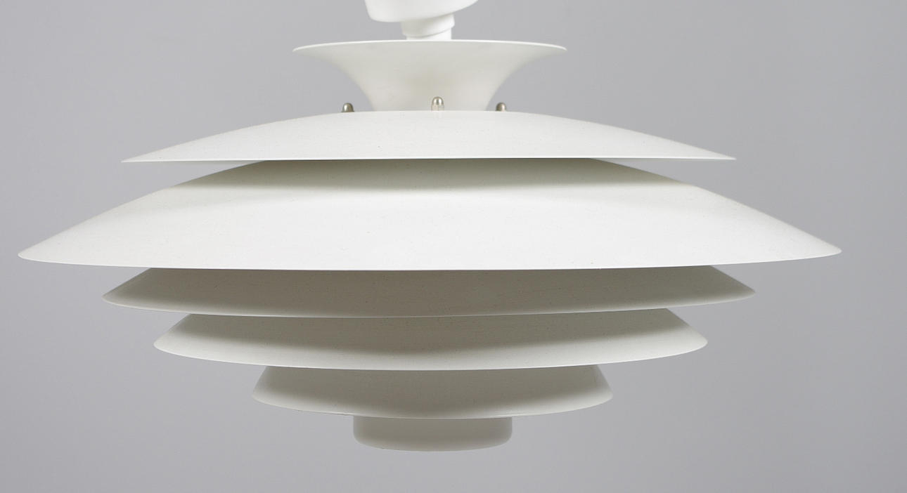 TAKARMATUR, vitlackerad plåt, Form-light Pendel.