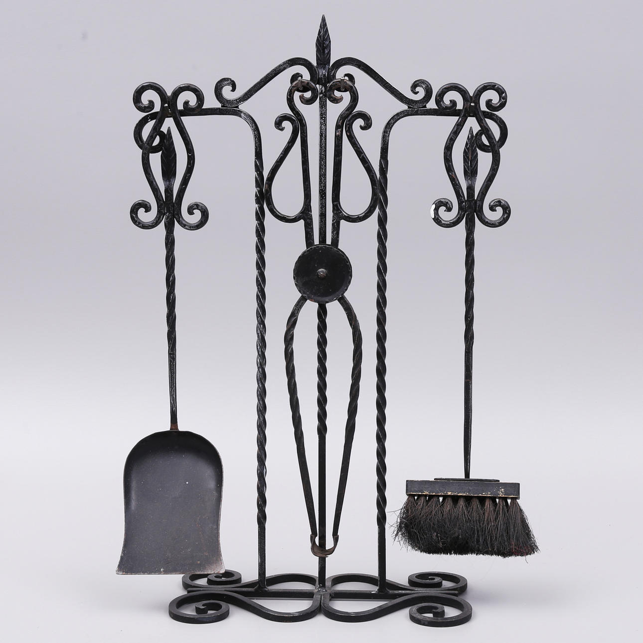 BRASSET/ELDSTÄLL, 4 delar, smide.