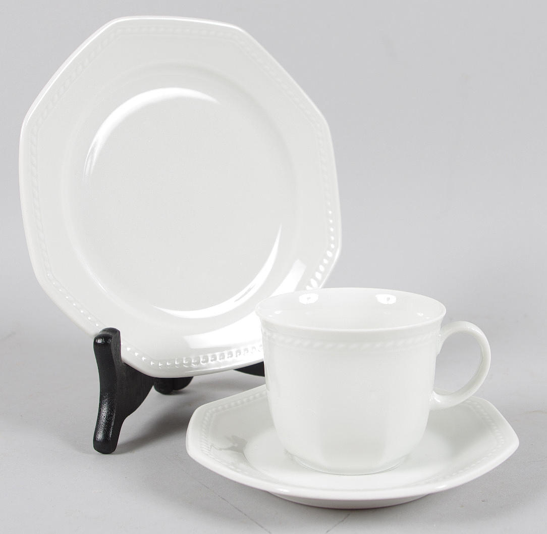 KAFFESERVIS, vit med pärldekor, Tyskland.