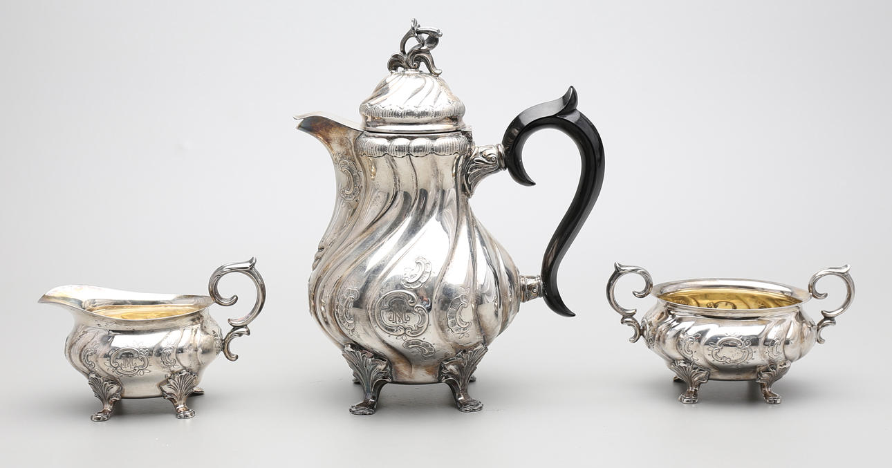 KAFFESERVIS, 3 delar, silver, C G Hallberg, Stockholm, 1946, total vikt ca 632 g.