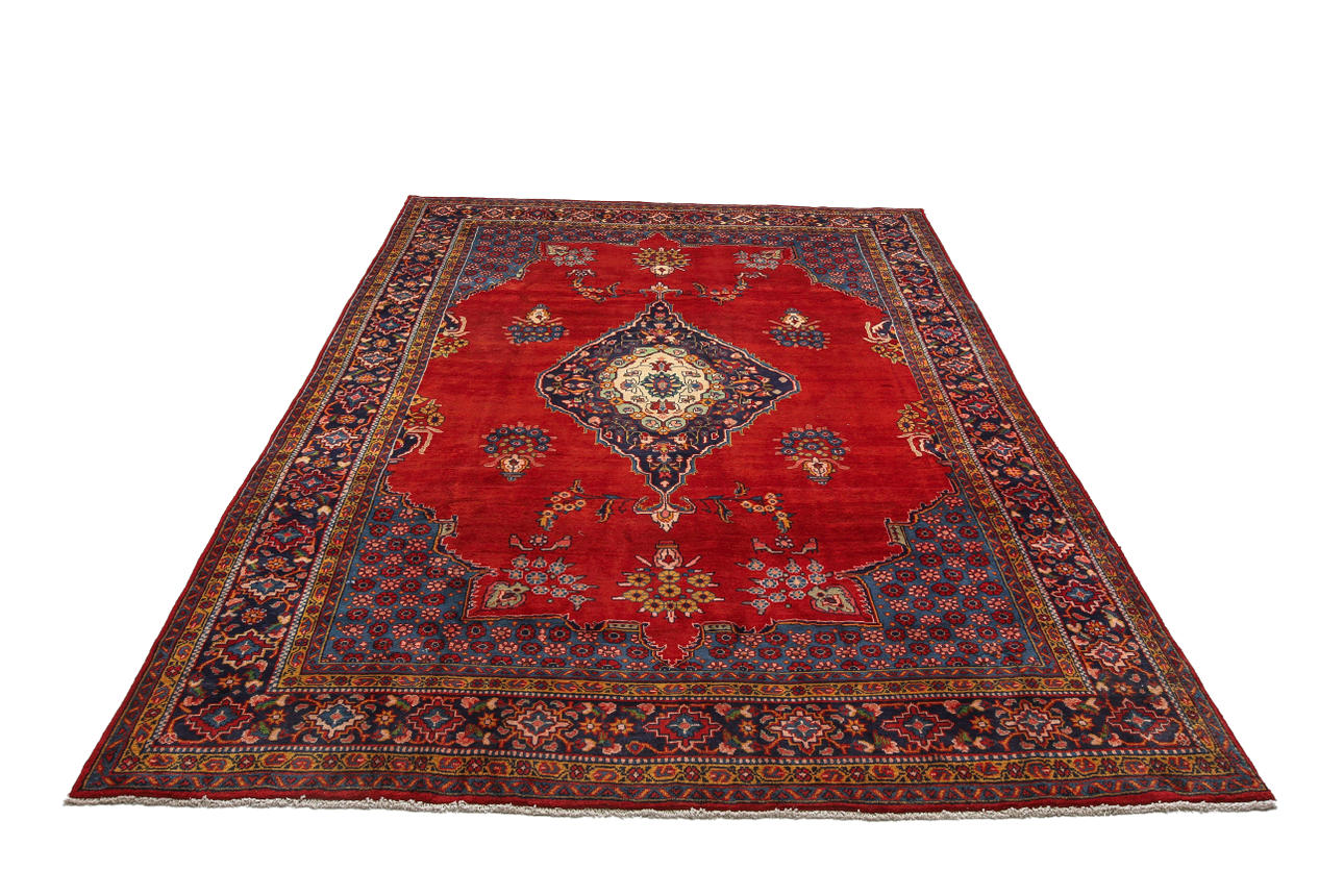 MATTA, persisk, Viss, 350 x 240 cm.