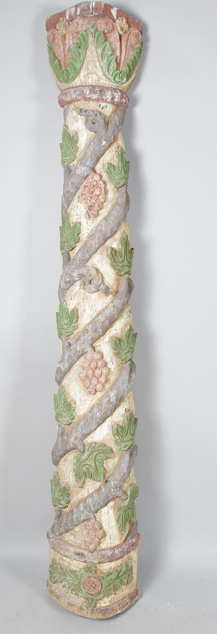 KOLONN, halvprofil, målat trä, 1900-tal.