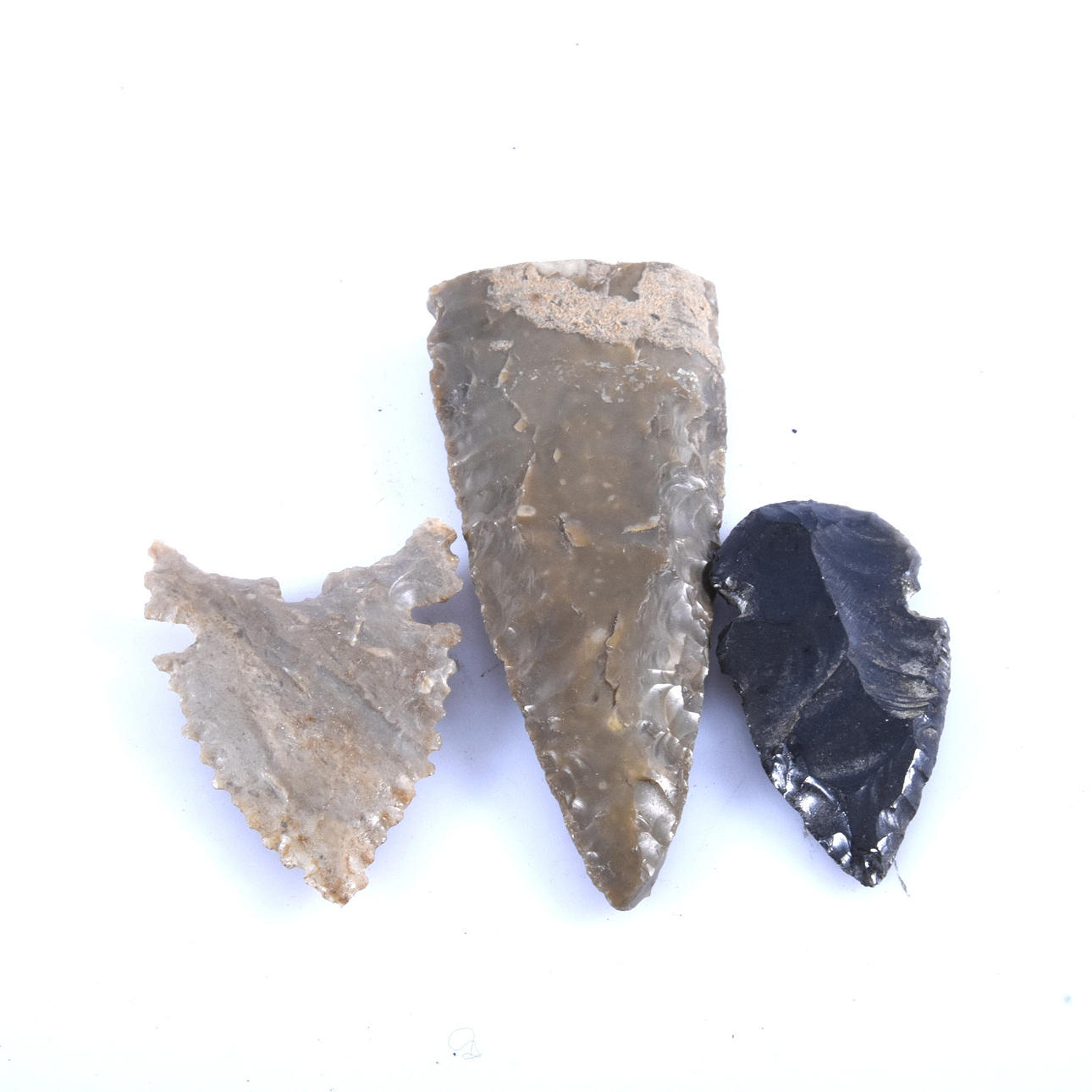 PFEILSPITZEN, 3-teilig, Feuerstein, Steinzeit.