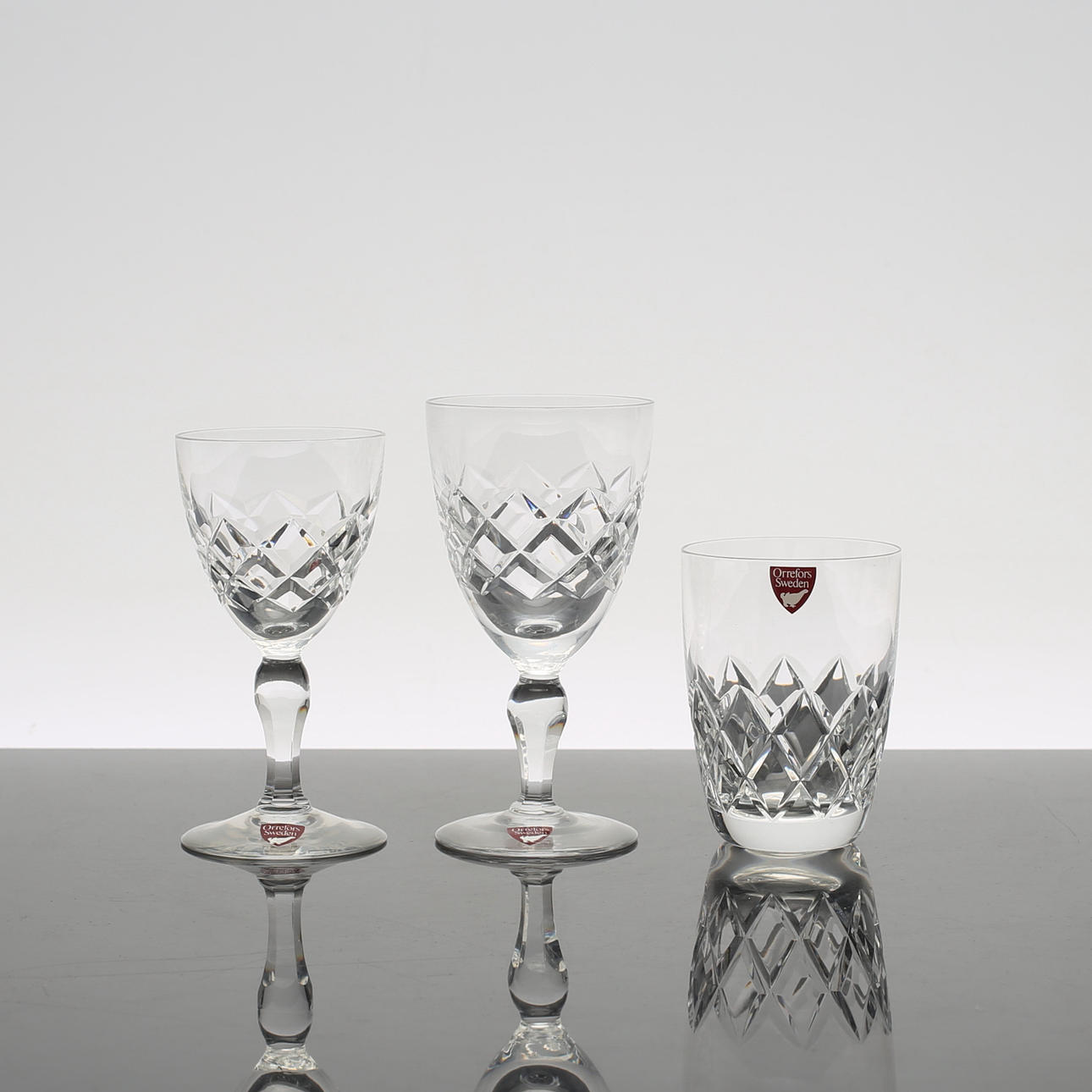GLASWAREN, 32 Stück, "Karolina", Orrefors.