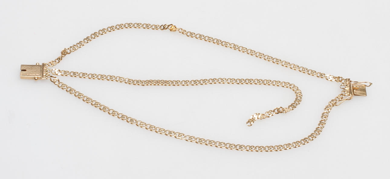 ARMBAND, 18k guld, vikt ca 18,8 gr.