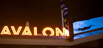 ÖVERNATTNING & 3-RÄTTERS MIDDAG för 2 personer. Avalon Hotel, Göteborg.