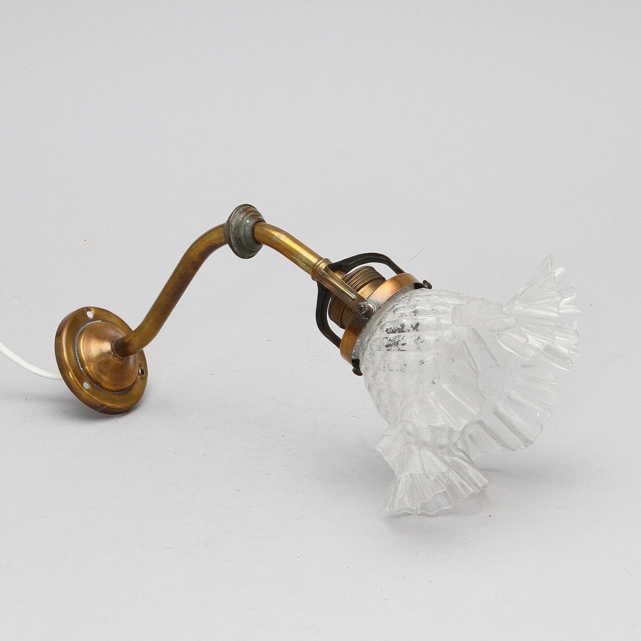 VÄGGLAMPA, 1900-talets första hälft.