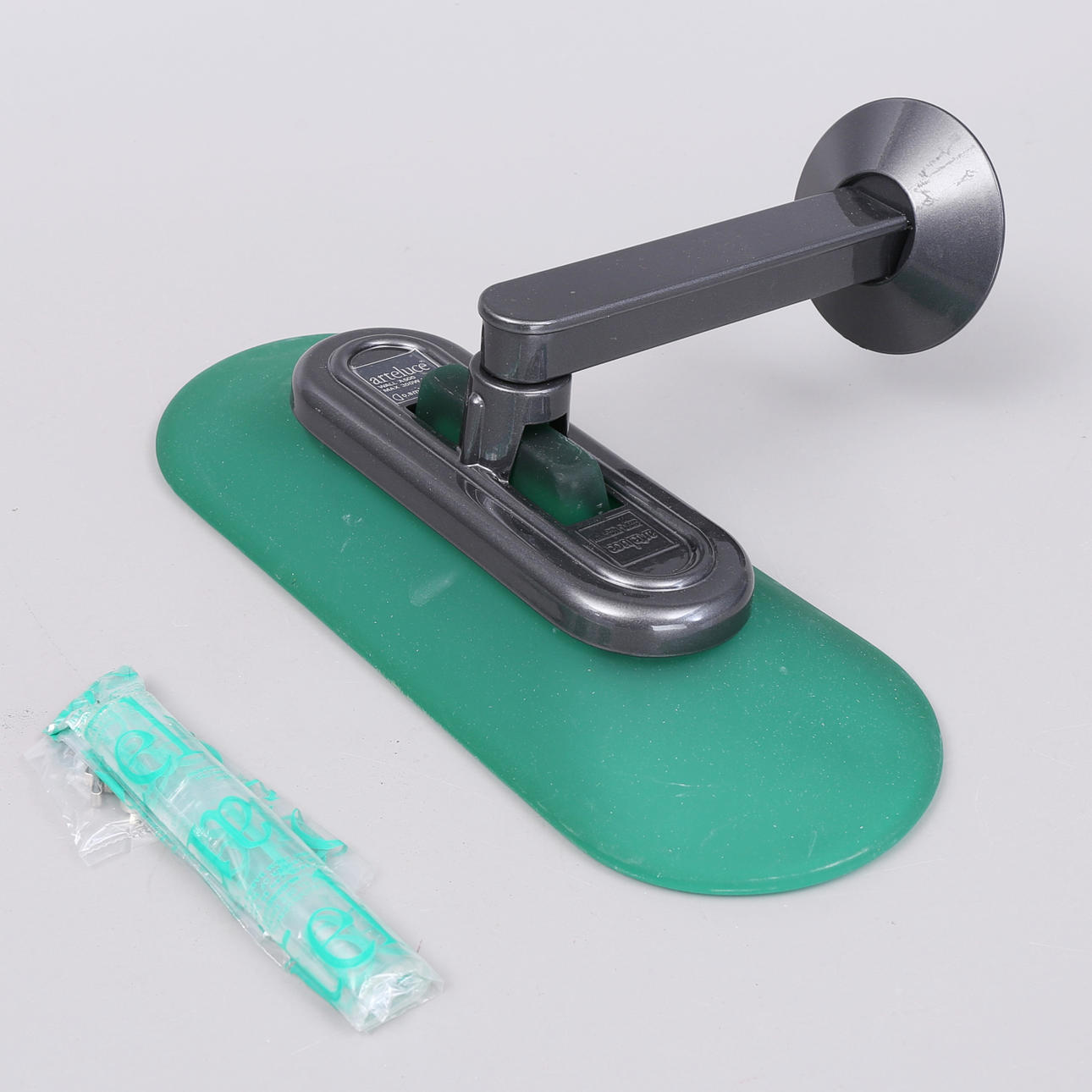 VÆGLAMPE, "Wall", Perry King, Arteluce.