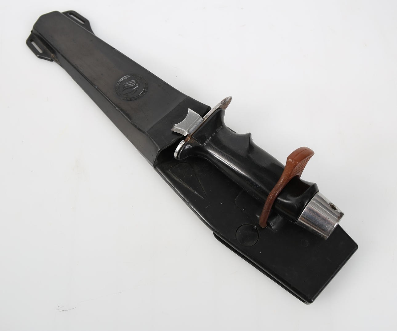 CUCHILLO DE BUCEO, Kinugawa Pacific Co, Japón.