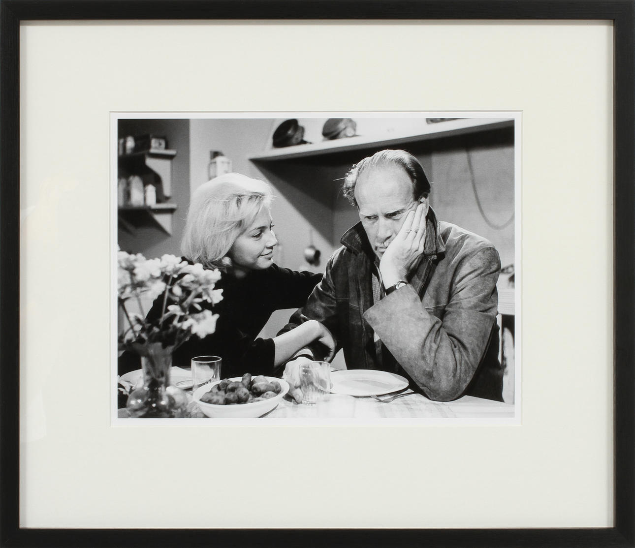 FOTOGRAFI "Pappa, denna dag ett liv", Malin och Farbror Melker. Fine art ink jet. x/50. Niclas Bildarkiv.