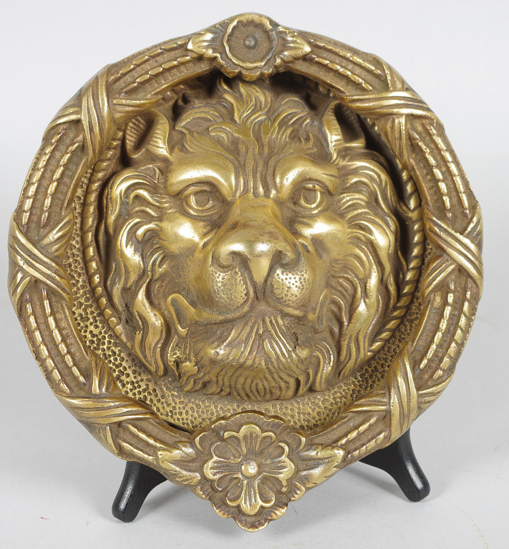 DÖRRKLÄPP, lejon, mässing, samtida.