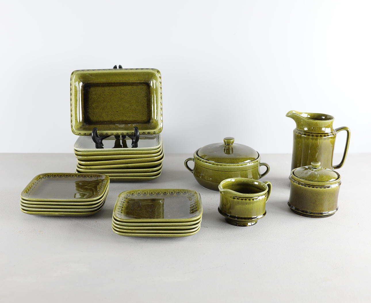 SERVISDELAR, 23 delar, DECO, Hälsingborg.