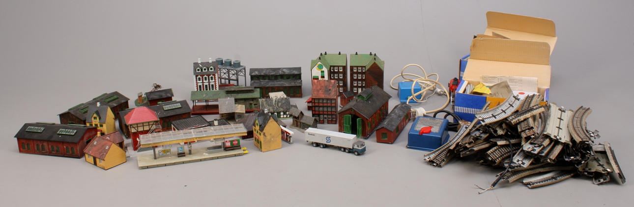 RÄLS, Märklin + MODELLHUS med mera.