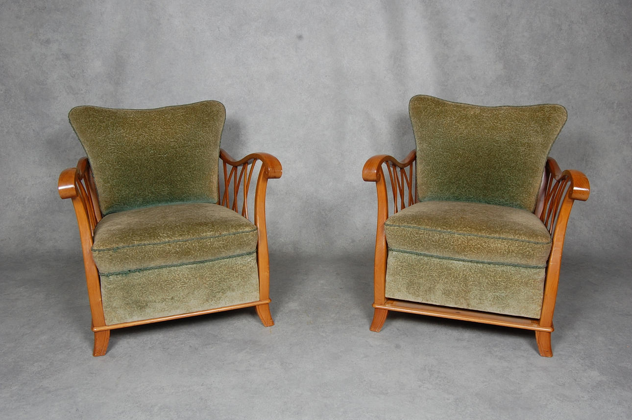 FÅTÖLJER, 1 par, 1940-tal.