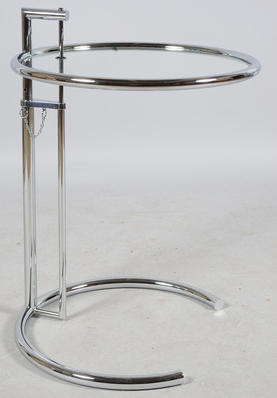 BORD, glas och metall, efter Eileen Gray.