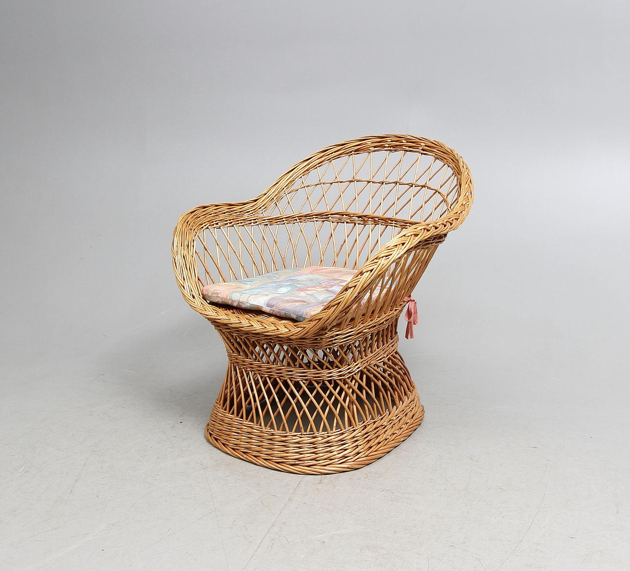 KORGSTOL, 1900-talets andra hälft.