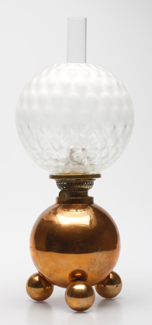 FOTOGENLAMPA, mässing, Gusum bruk, 1900-tal.