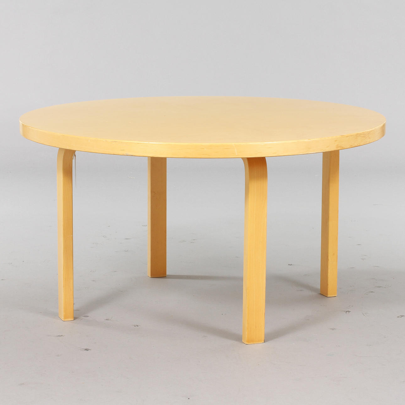 ALVAR AALTO. Bord, 1900-talets andra hälft.