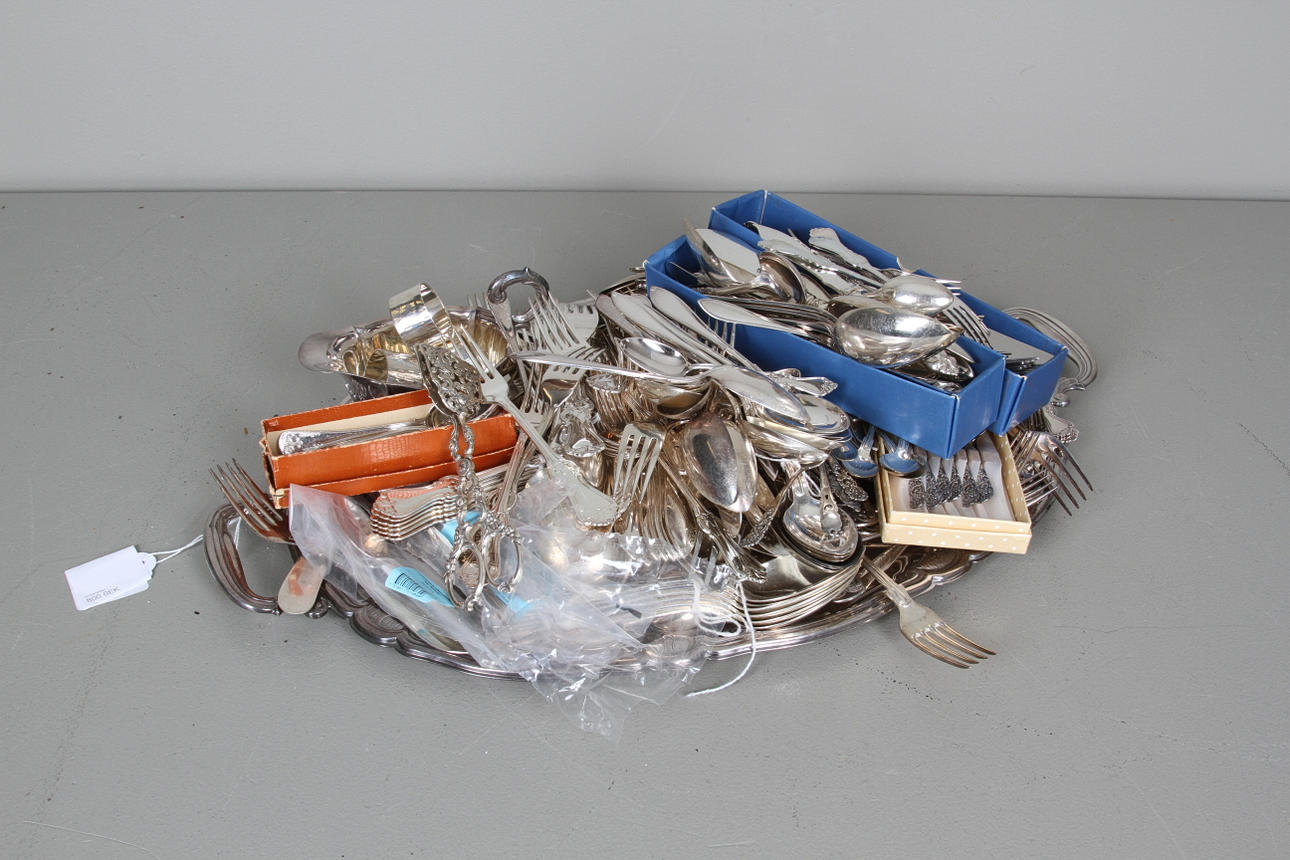 NYSILVERFÖREMÅL, bl.a. Olga, 1900-tal.