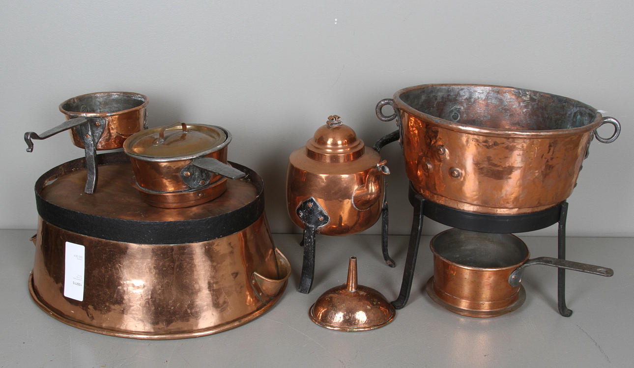 KOPPARFÖREMÅL, 6 delar, 1800-tal.