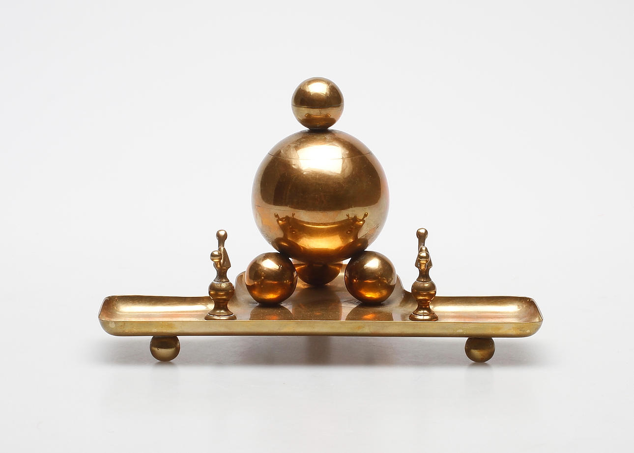 SKRIVBORDSUPPSATS, mässing, Gusum Bruk, 1900-tal.